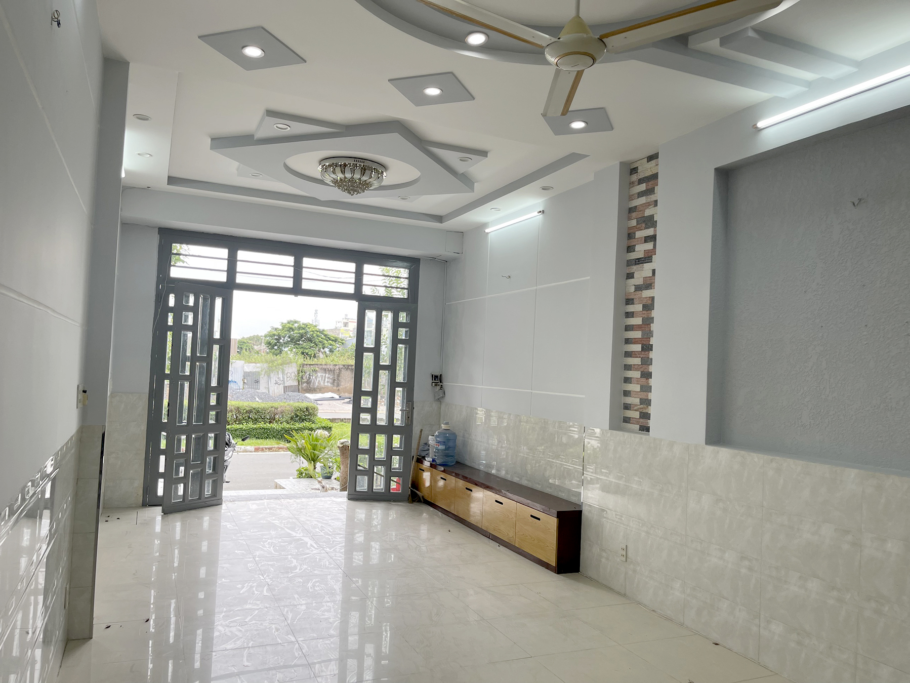 Bán nhà mặt tiền nội bộ Khu Bình Phú